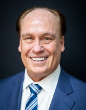 Encinitas California dentist Doctor Greg McElroy