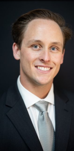 Encinitas California dentist Doctor Tyler McElroy