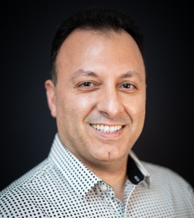 Senior dental hygienist Sean